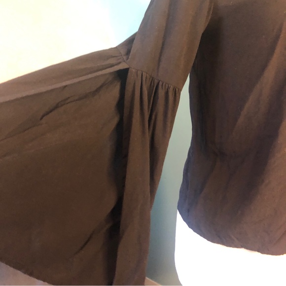 Zara basic. Pearl neckline with open bell sleeves size small - Picture 4 of 11